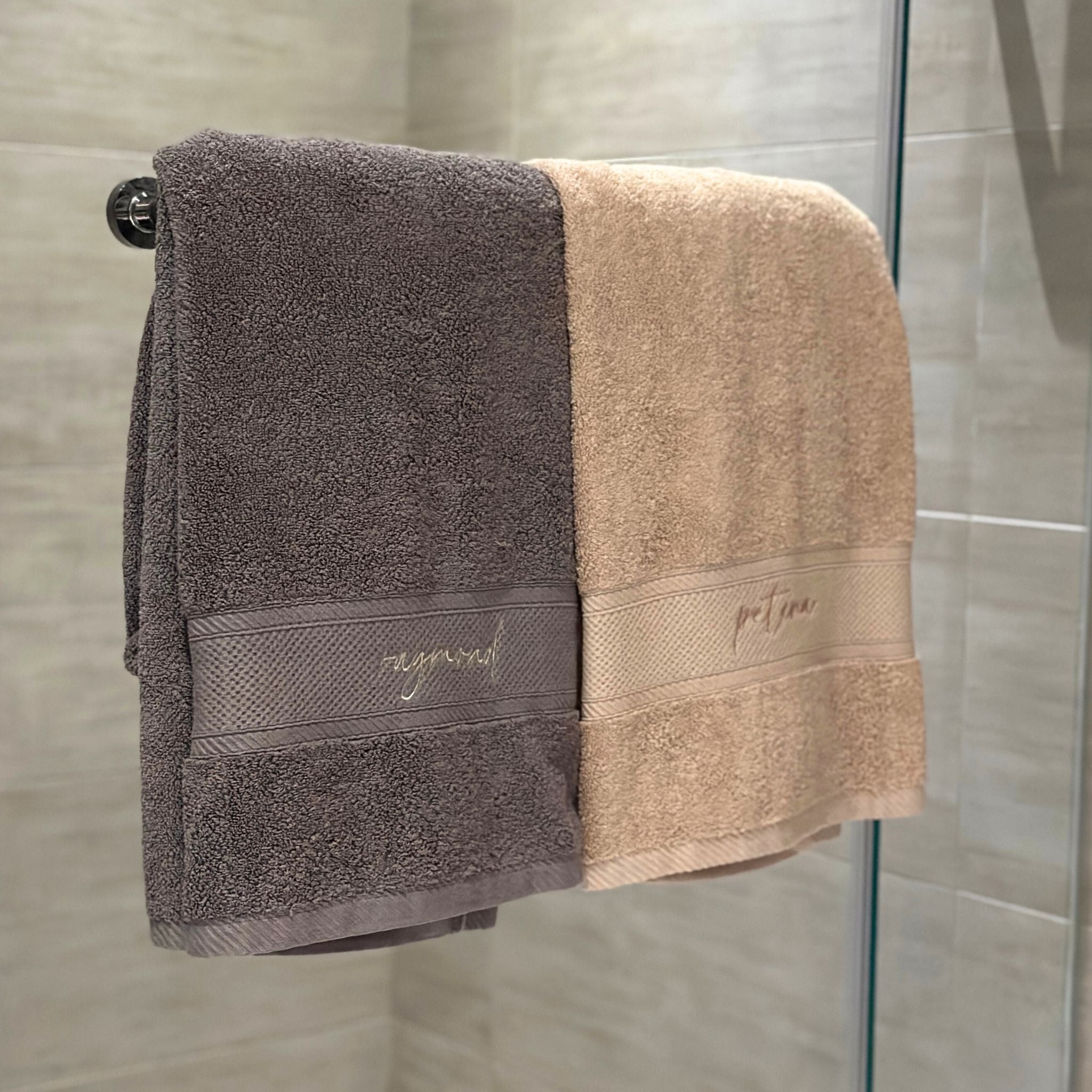 Personalized Bath Towels with Embroidery